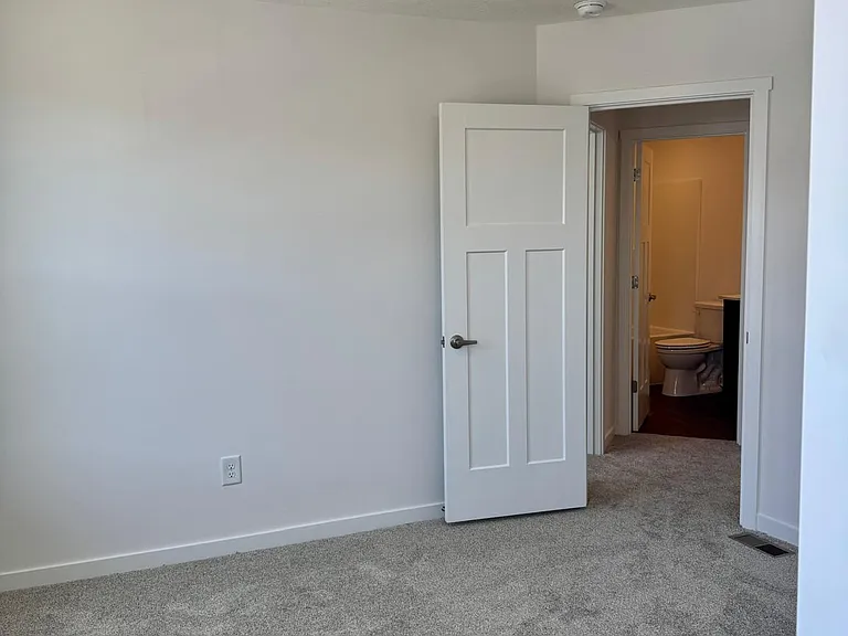 130 Sitka Willow Dr — Photo 22