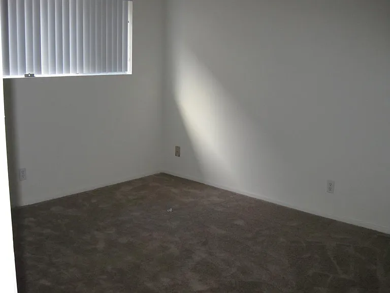 1440 S Centinela Ave — Photo 4