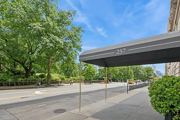 257 Central Park West #5H in Upper West Side, Manhattan
