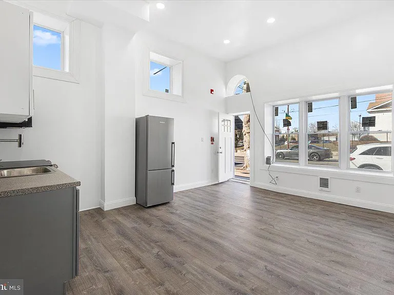6940 Woodland Ave #1 — Photo 3