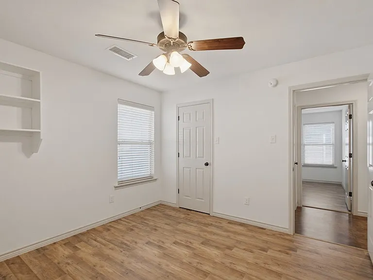 1118 Cedar Creek Rd — Photo 23