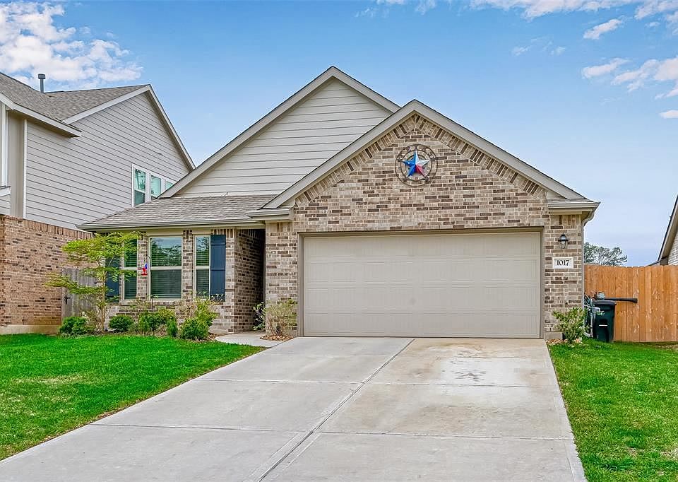 1st image of 1017 Breech Dr