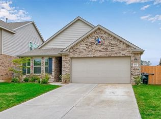 1017 Breech Dr, Crosby, TX 77532