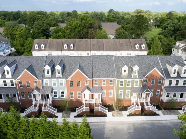 300 Dixon St Unit 205, Easton, MD 21601