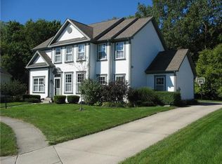 204 Woodside Ct, Brownsburg, IN 46112