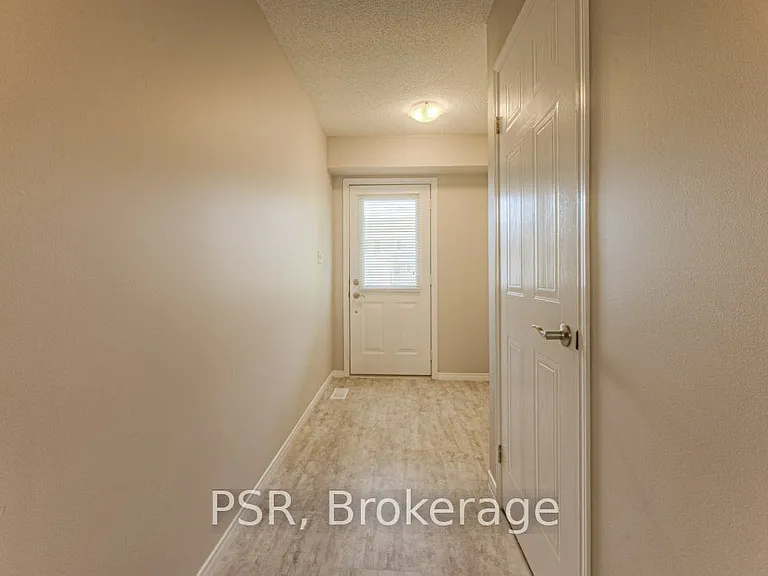 506 Chablis Dr — Photo 3