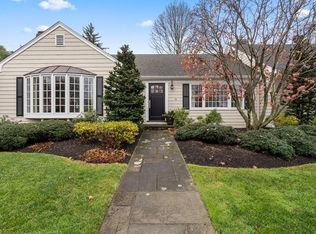 31 Harbor Ave, Marblehead, MA 01945