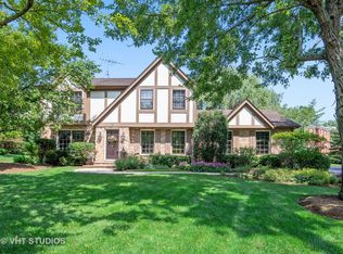 18 Middlebury Ln, Lincolnshire, IL
