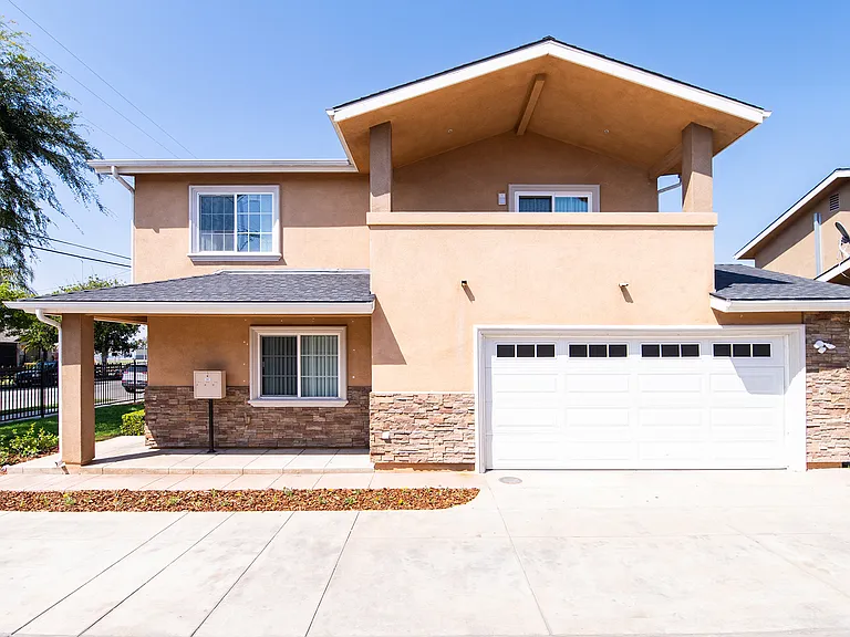 940 S Montebello Blvd #A — Photo 25