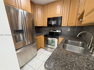 Hialeah Condo, Hialeah, FL 33016