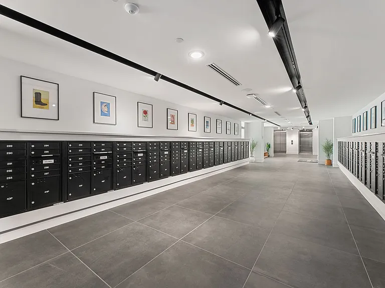 The Continental Residences — Photo 15