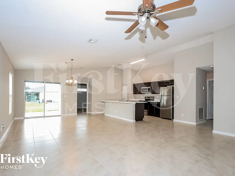3542 SW Viceroy St — Photo 4