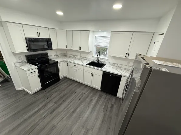 715 W Cedar St Floor 2, Allentown, PA 18102