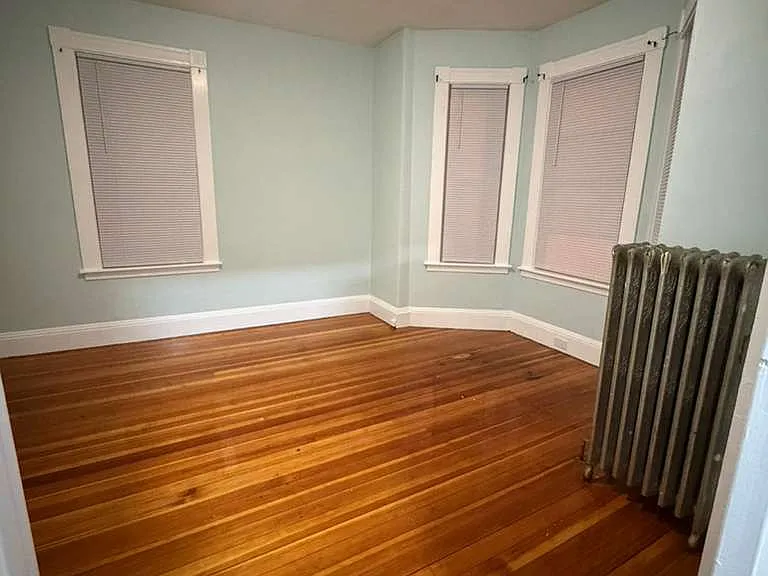 420 Hyde Park Ave — Photo 12