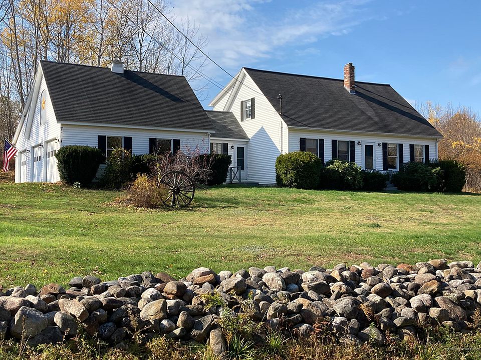 2nd image of 302 Orchard Dr