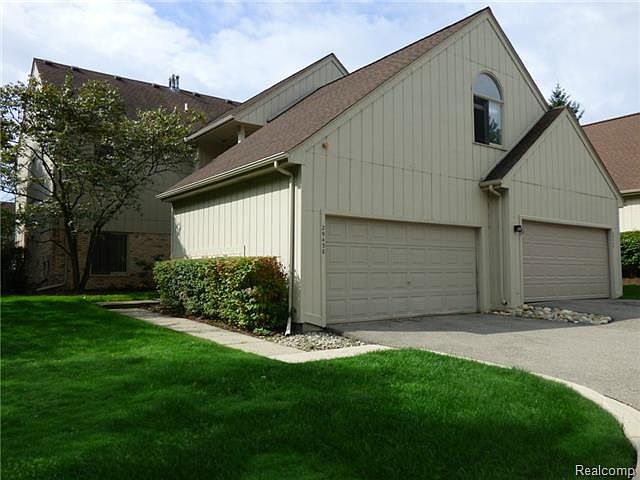 1st image of 29438 Laurel Dr