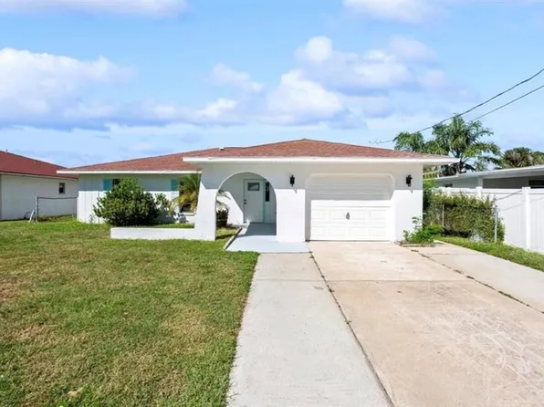 3381 Minnow Creek Dr, Hernando Beach, FL 34607
