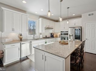 317 Montera Ave, Fredericksburg, VA 22406