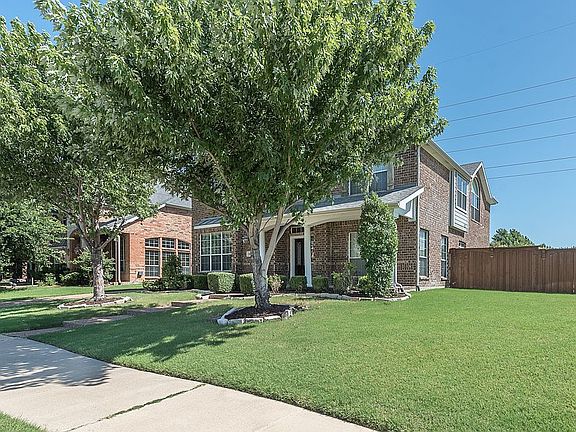 3rd image of 10176 Gentry Dr