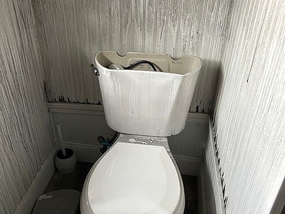 5th image of 118 Migeon Avenue