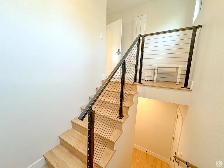 22 6th St #B — Photo 5