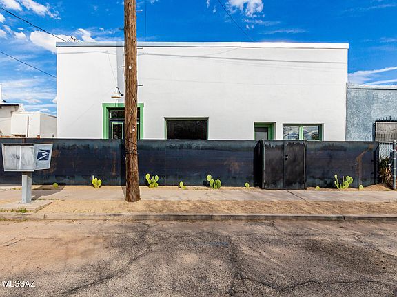 4th image of 926 N Anita Ave
