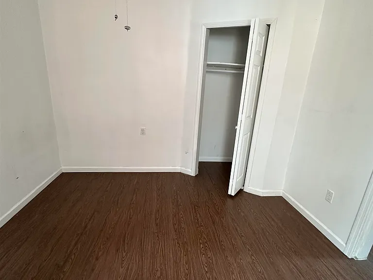 190 Clinton Ave #4 — Photo 7