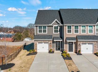321 Hunt Glenn Ct, Greer, SC 29650