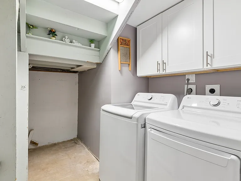 915 N Northwest Hwy #2 — Photo 8
