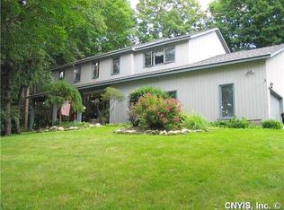 4606 Dartmouth Cir, Manlius, NY 13104