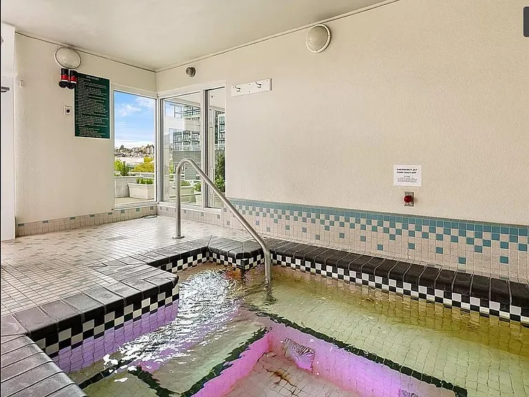 Hot tub