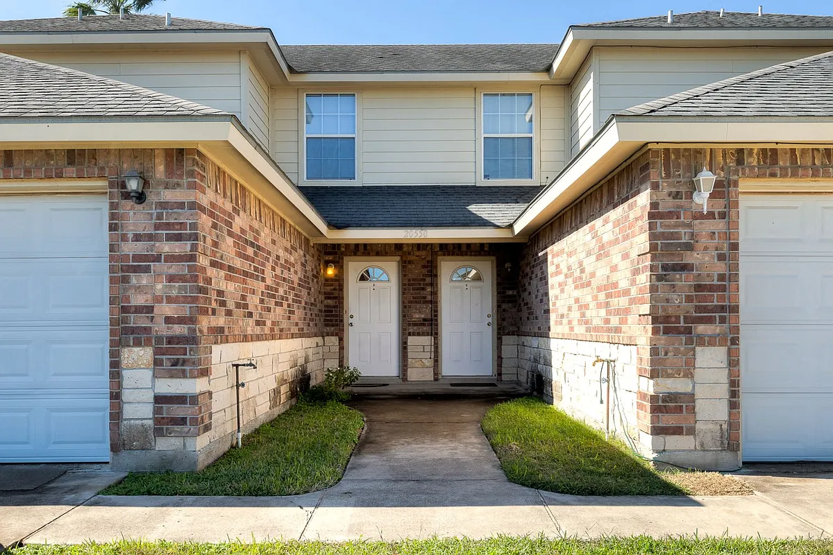 Building Photo - 20550 Alta Vista Ct