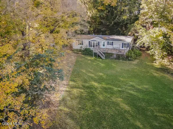 513 Sagendorf Corners Road, Howes Cave, NY 12092