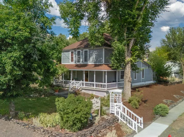 206 NW Front St, Prairie City, OR 97869