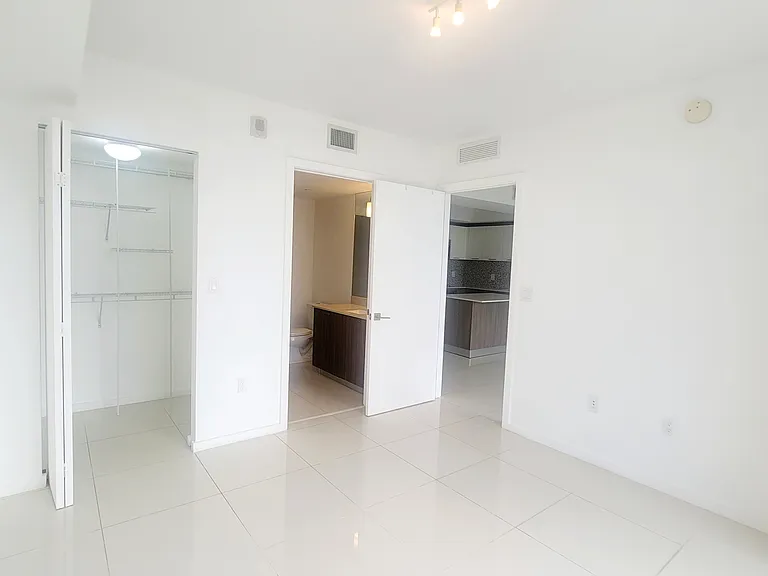5252 NW 85th Ave #1208 — Photo 35