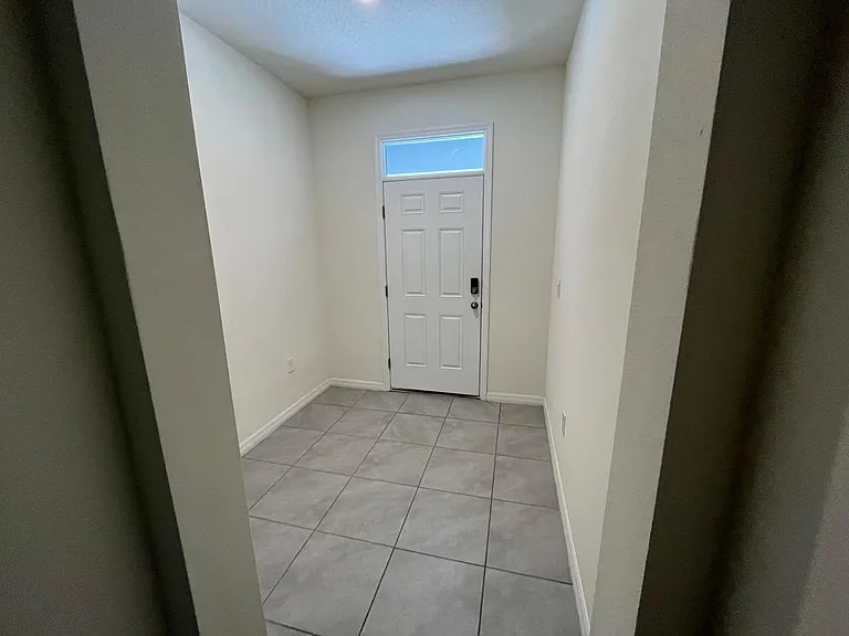 32867 Pez Landing Ln — Photo 3