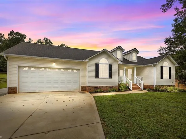 4191 Ore Bank Dr, Lincolnton, NC 28092