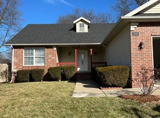 3933 W Jordan St, Springfield, MO 65802