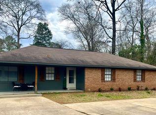 310 Curtis Rd, Columbus, MS 39702