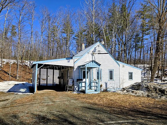 3rd image of 372 River Road