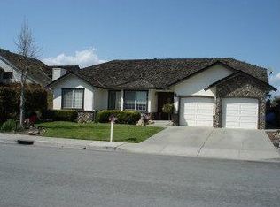 390 Tina Dr, Hollister, CA 95023