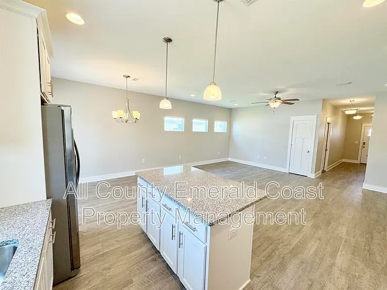 400 Mattie M Kelly Blvd #14 — Photo 31