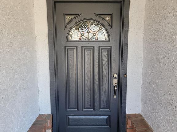2nd image of 1609 E Garnet Ave