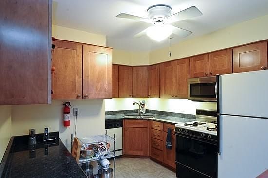 4th image of 14 Crestview Ln Unit 12