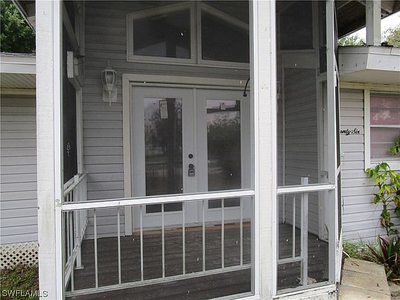 3rd image of 76 Glenmont Dr W