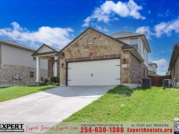 3rd image of 5805 Stonehaven Dr