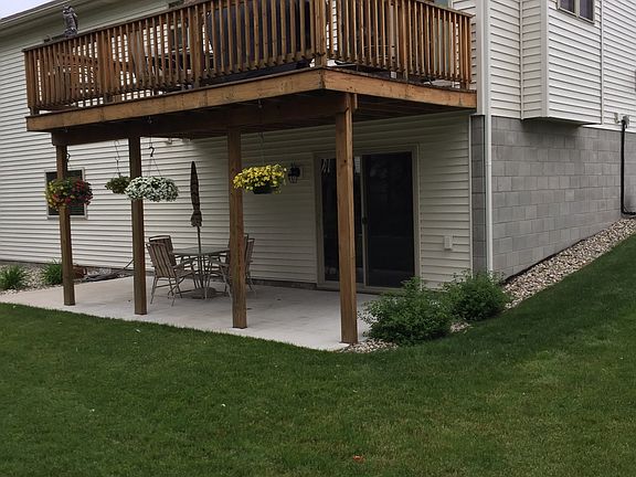 Back of home - deck