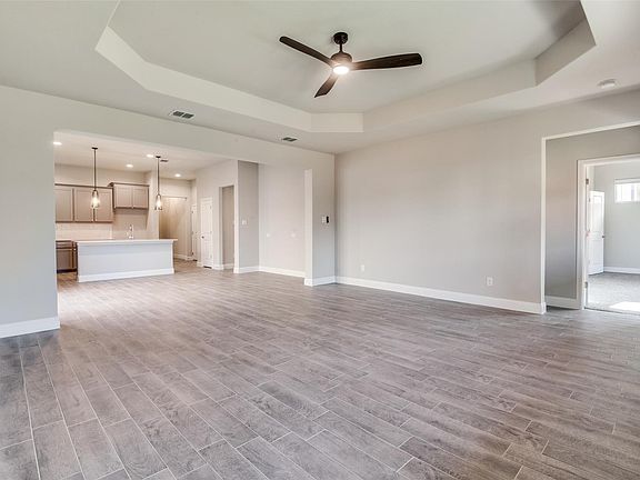 5th image of 2056 Saint Andrews Way