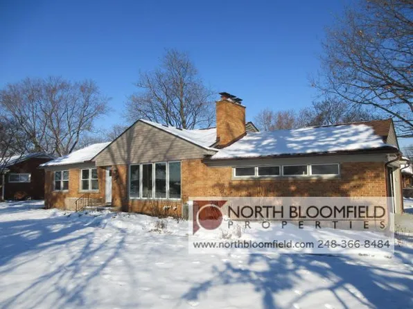 30820 Schoolcraft Rd, Livonia, MI 48150