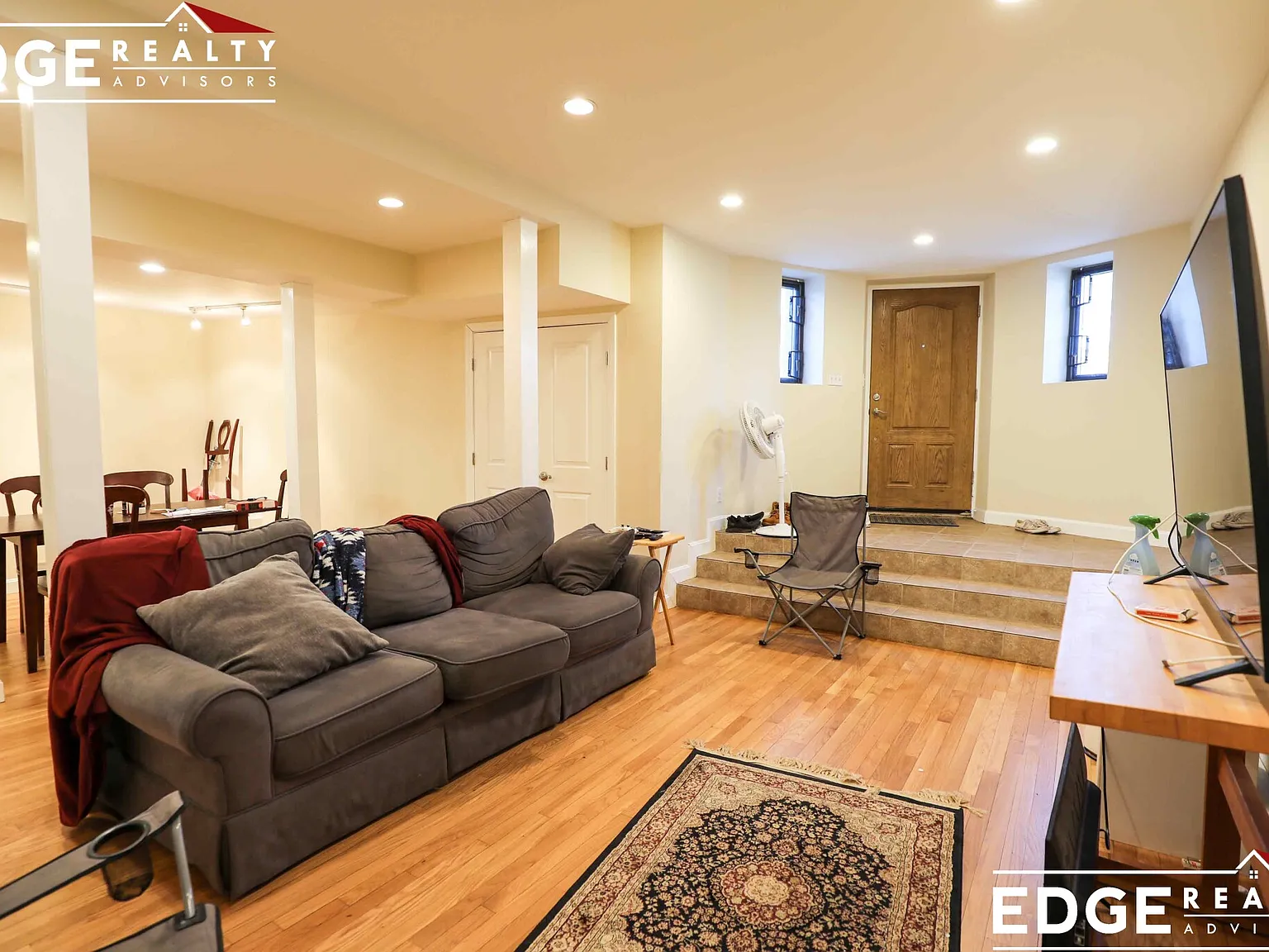 4 bed, 1370 sqft, $4,000 — Photo 2
